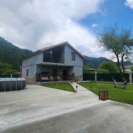 博尔若米Gesh House公寓 外观 照片
